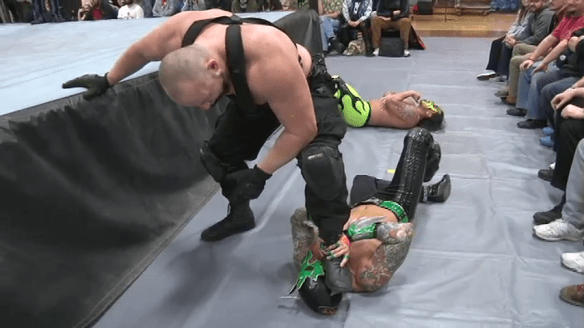 vlcsnap-2014-12-04-17h29m41s30